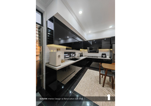 eleven_watermark13_1200896809